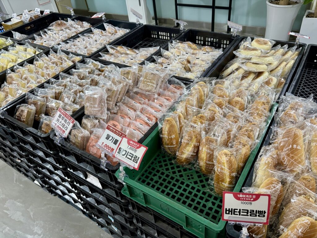 店内の陳列棚